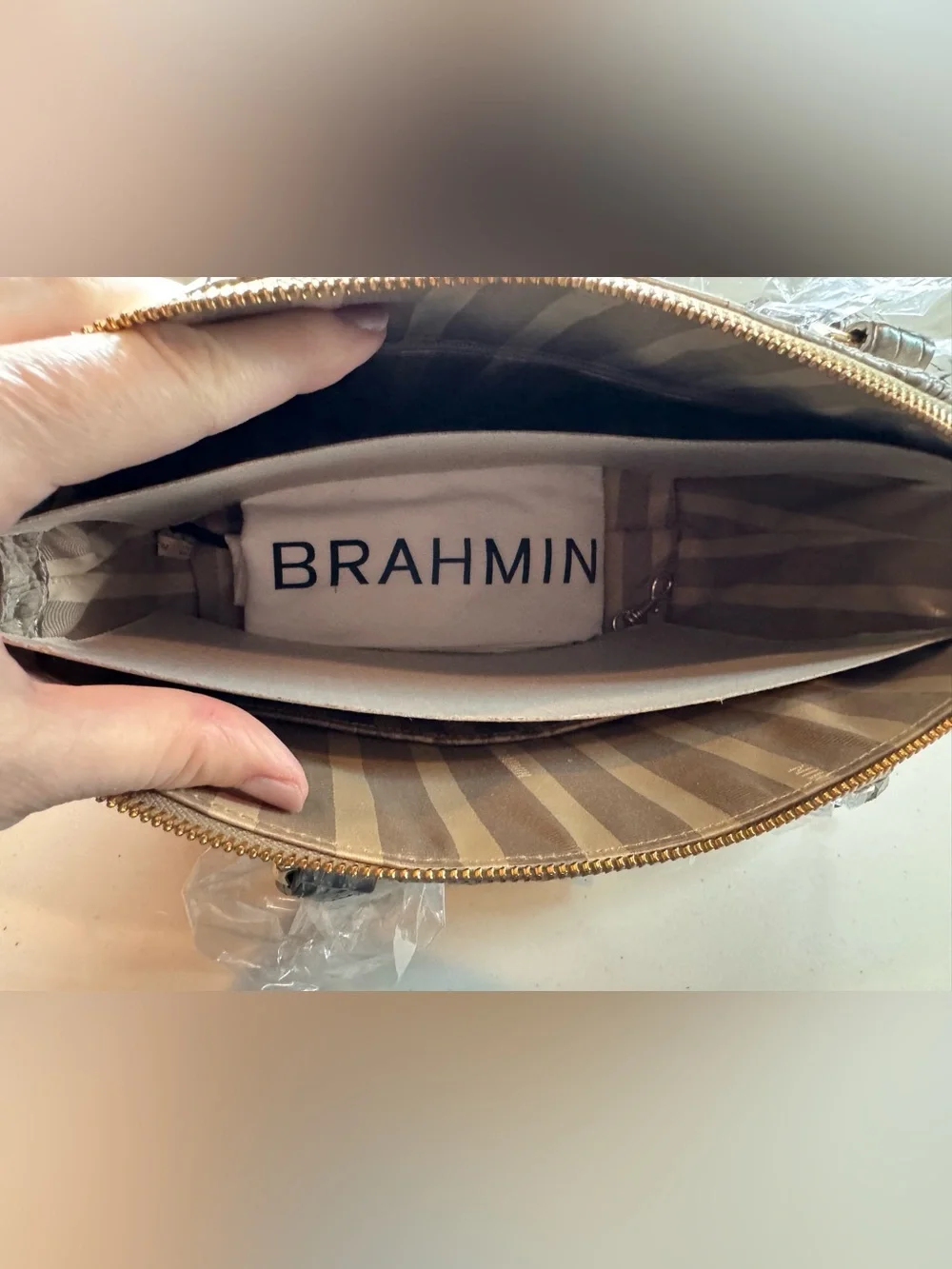 NWT Brahmin Medium Duxbury Satchel: Croc-Embossed Leather in Hemlock Melbourne